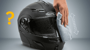 cara jitu membersihkan helm motor dari debu dan bau 